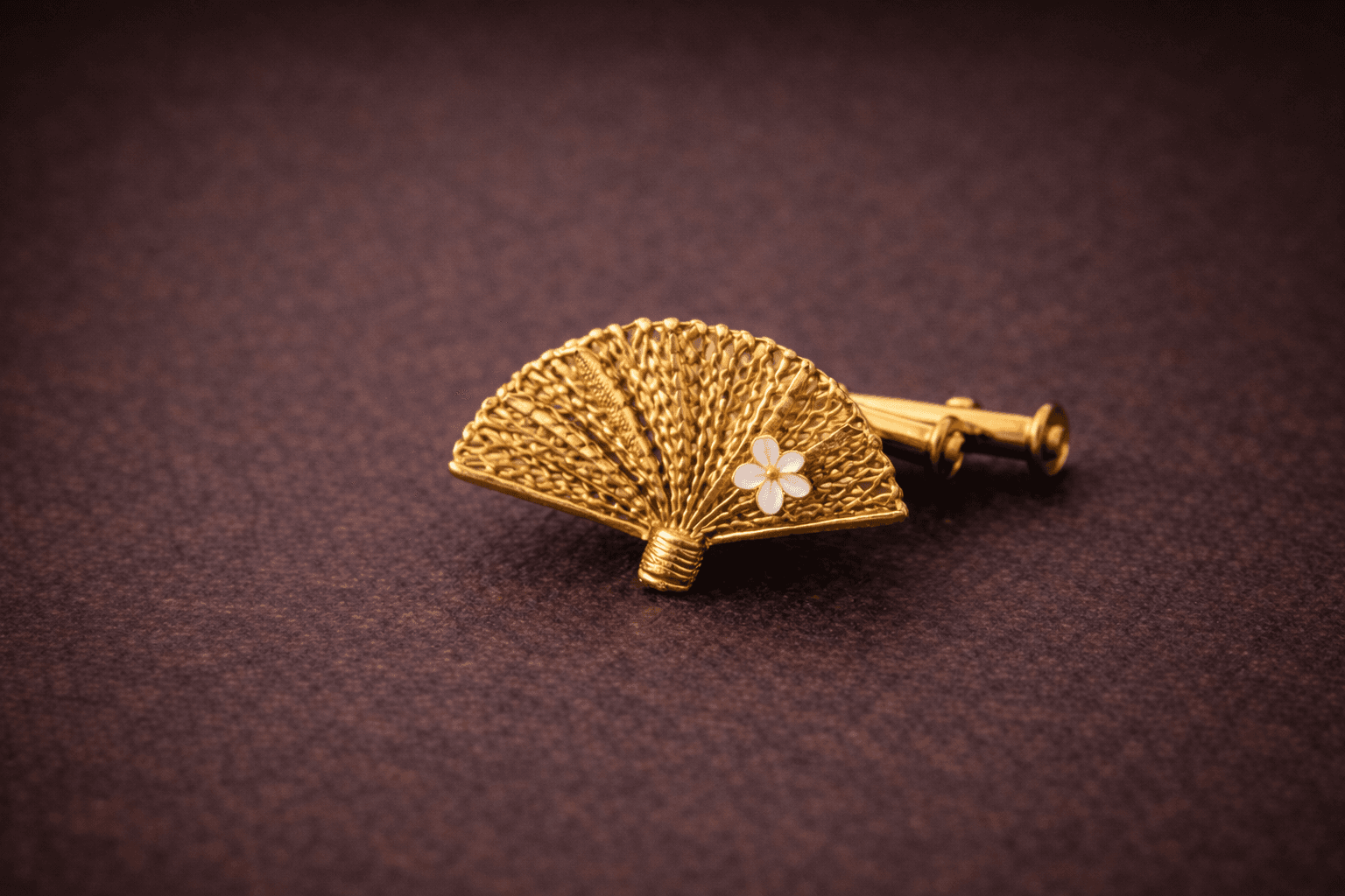 Japanese Handfan Brooch
